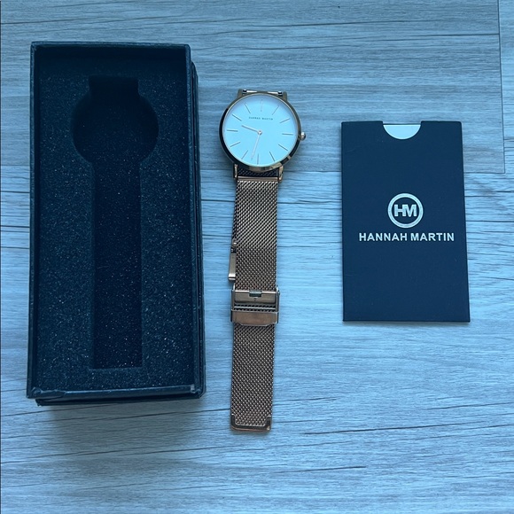 Hannah Martin Ultra Thin Stainless Steel Mesh rose gold watch - Picture 4 of 13